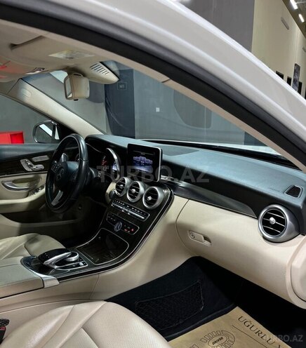Mercedes C 300 2015, 180,080 km - 2.0 л - Sumqayıt