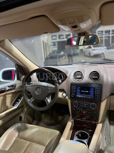 Mercedes GL 550-15