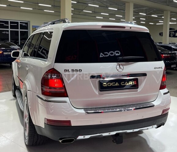 Mercedes GL 550-11