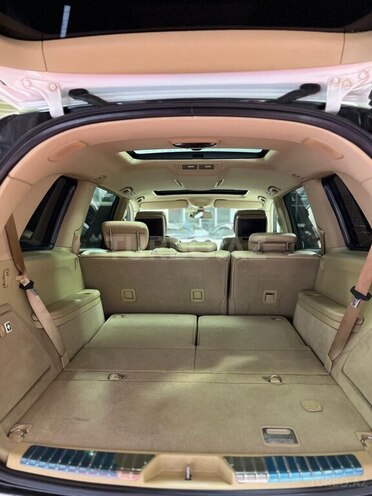 Mercedes GL 550-21