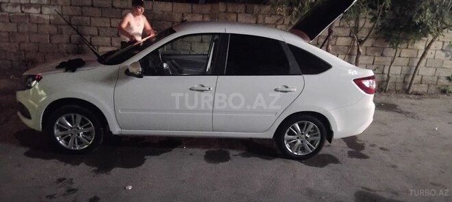 LADA (VAZ) Granta 2024, 9,000 km - 1.6 l - Bakı