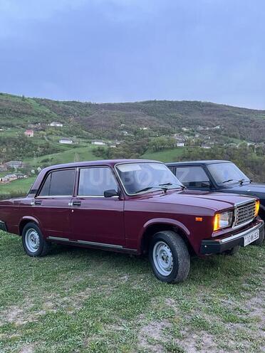 LADA (VAZ) 2107 2004, 91,000 km - 1.6 l - Yardımlı