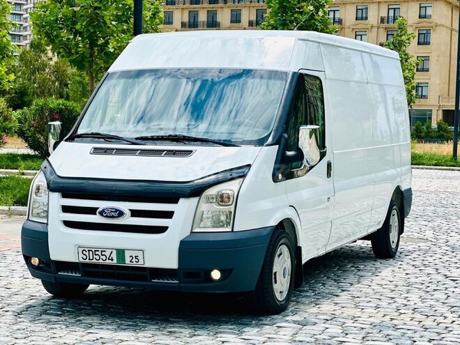 Ford Transit-6