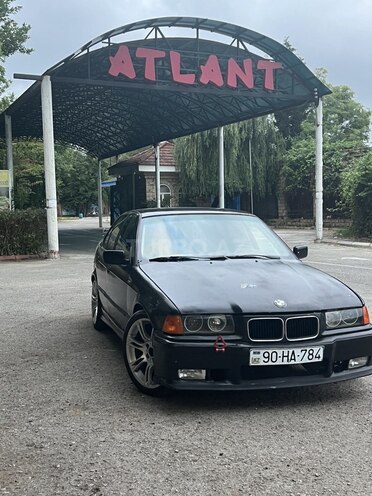 BMW 320 1997, 232,728 km - 2.0 l - Sumqayıt