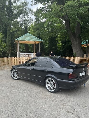 BMW 320 1997, 232,728 km - 2.0 l - Sumqayıt