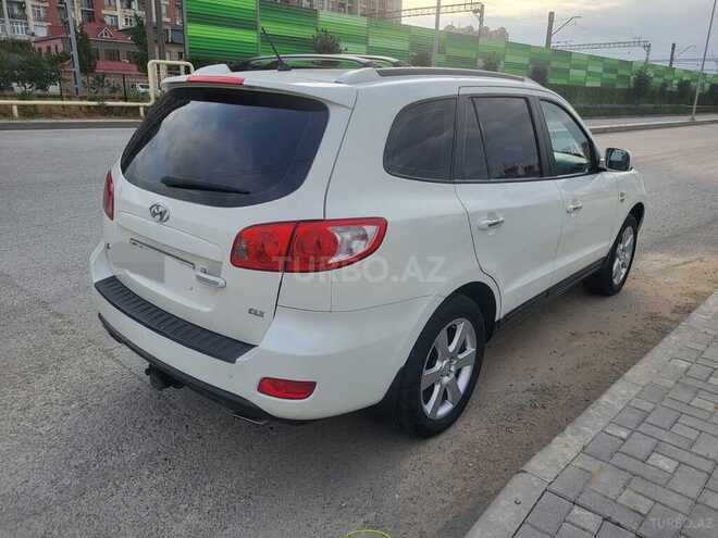 Hyundai Santa Fe-6