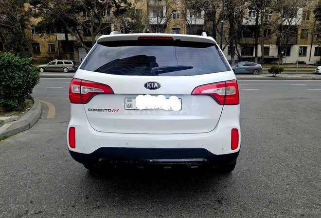 Kia Sorento 2013, 255,000 km - 2.0 l - Bakı