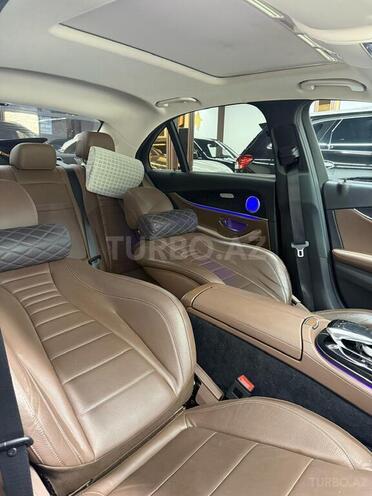 Mercedes E 220 d-9