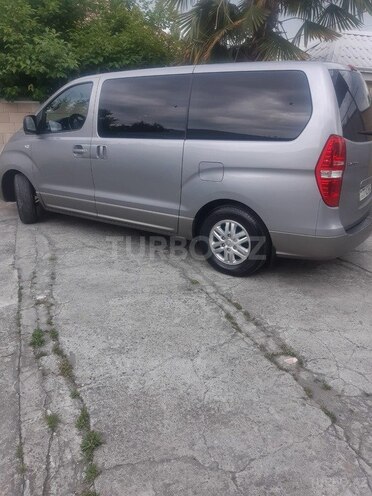 Hyundai H-1 2017, 220,000 km - 2.5 l - Bakı