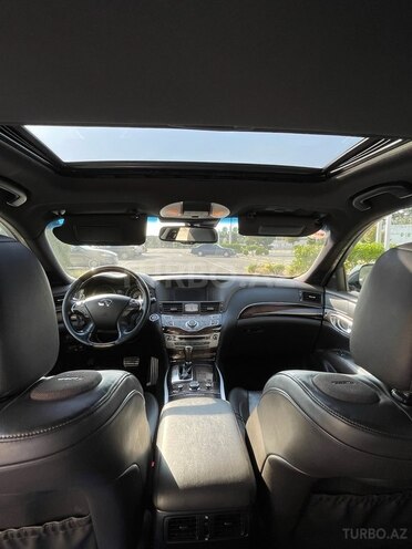 Infiniti Q70 2015, 127,000 km - 3.7 l - Bakı