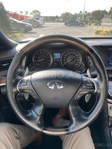Infiniti Q70 2015, 127,000 km - 3.7 l - Bakı