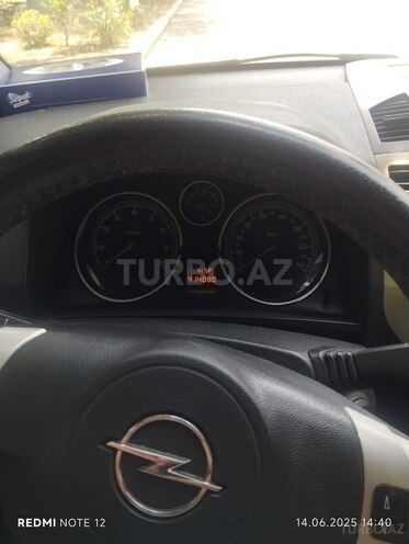 Opel Zafira 2008, 400,000 km - 2.2 l - Mingəçevir