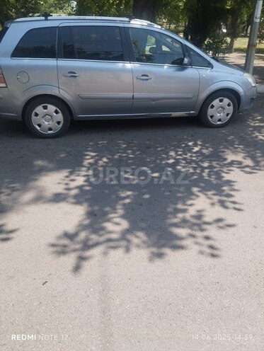 Opel Zafira 2008, 400,000 km - 2.2 l - Mingəçevir