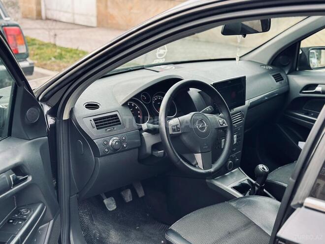 Opel Astra 2005, 18,000 km - 1.4 l - Göyçay