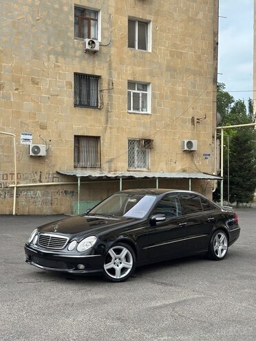 Mercedes E 320 2003, 254,000 km - 3.2 l - Bakı