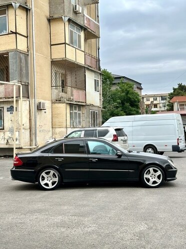 Mercedes E 320 2003, 254,000 km - 3.2 l - Bakı