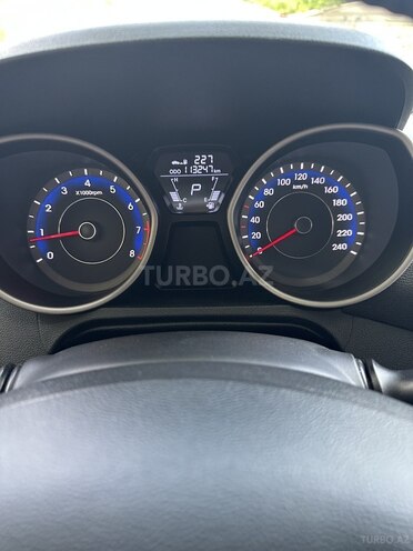 Hyundai Elantra 2013, 113,000 km - 1.8 l - Beyləqan