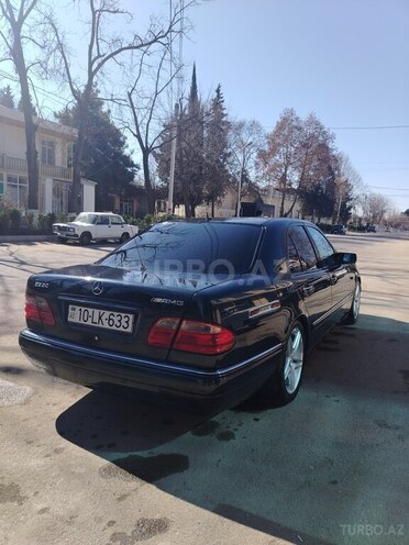 Mercedes E 230 1997, 218,000 km - 2.3 l - Qazax