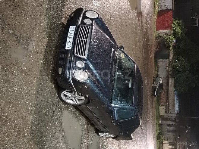 Mercedes E 230 1997, 218,000 km - 2.3 l - Qazax