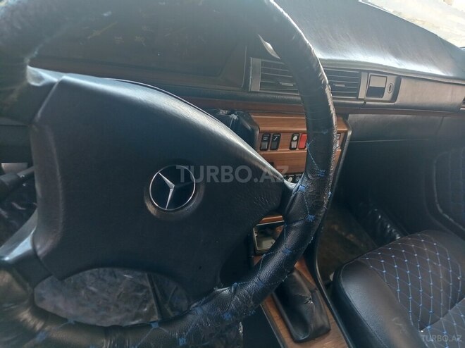 Mercedes E 250 1991, 499,000 km - 2.5 l - Ağstafa