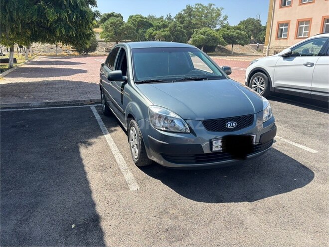 Kia Rio 2008, 420,000 km - 1.4 l - Naxçıvan