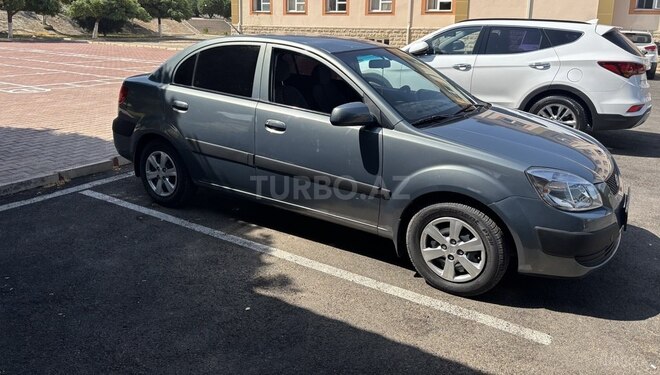 Kia Rio 2008, 420,000 km - 1.4 l - Naxçıvan