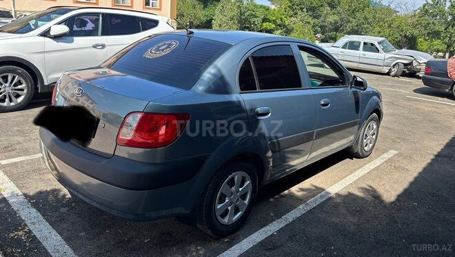 Kia Rio 2008, 420,000 km - 1.4 l - Naxçıvan