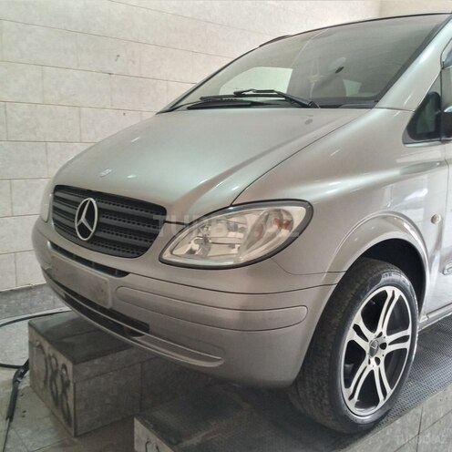 Mercedes Vito 2009, 381,184 km - 2.2 l - Sumqayıt