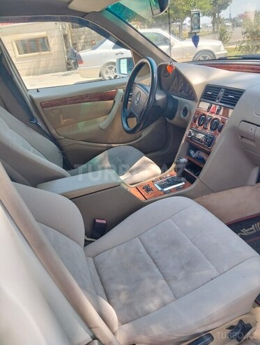 Mercedes C 200 1997, 368,000 km - 2.0 l - Sumqayıt