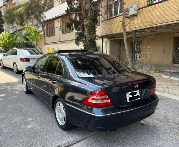 Mercedes C 200 2000, 324,000 km - 2.0 l - Bakı