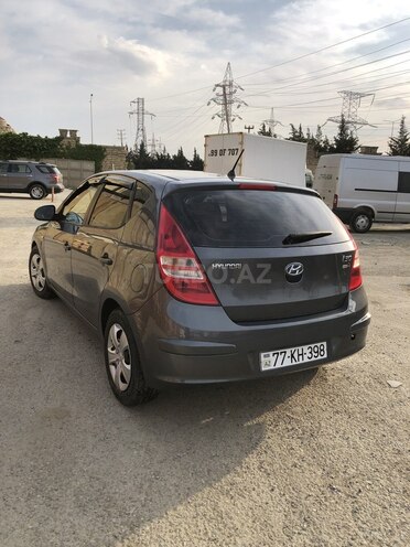 Hyundai i30 2009, 218,000 km - 1.4 l - Bakı