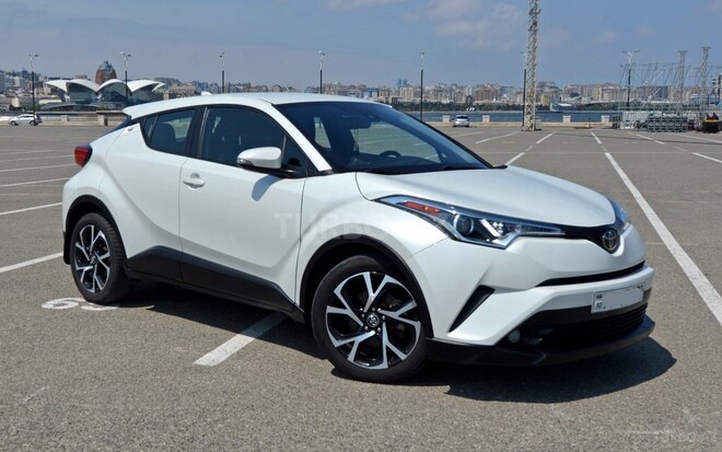 Toyota C-HR 2018, 124,402 km - 2.0 l - Bakı