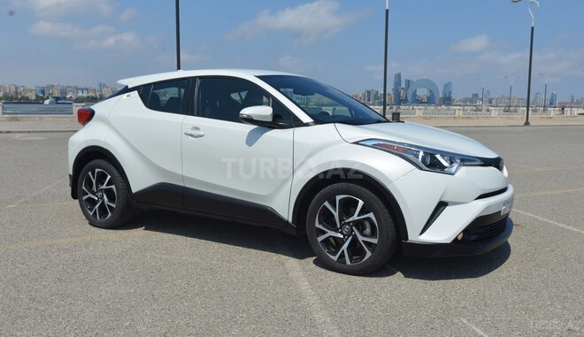 Toyota C-HR 2018, 124,402 km - 2.0 l - Bakı