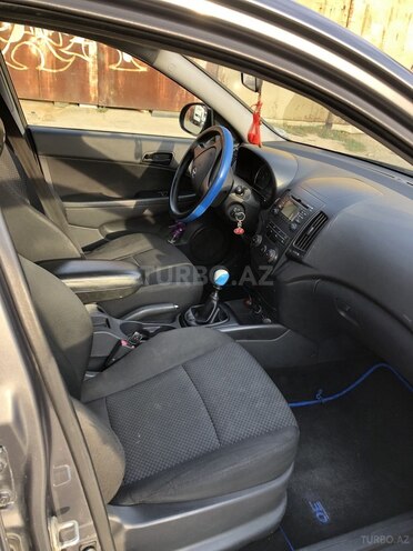 Hyundai i30 2009, 218,000 km - 1.4 l - Bakı