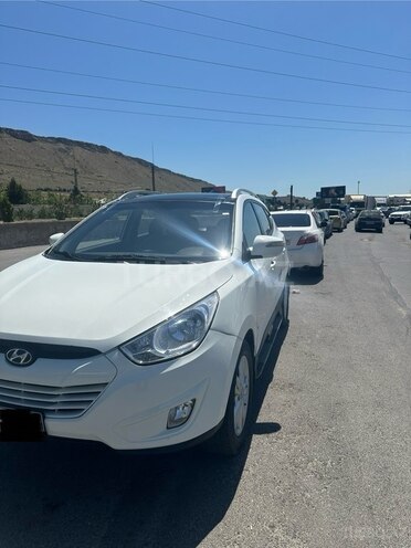 Hyundai ix35 2011, 224,000 km - 2.0 л - Bakı