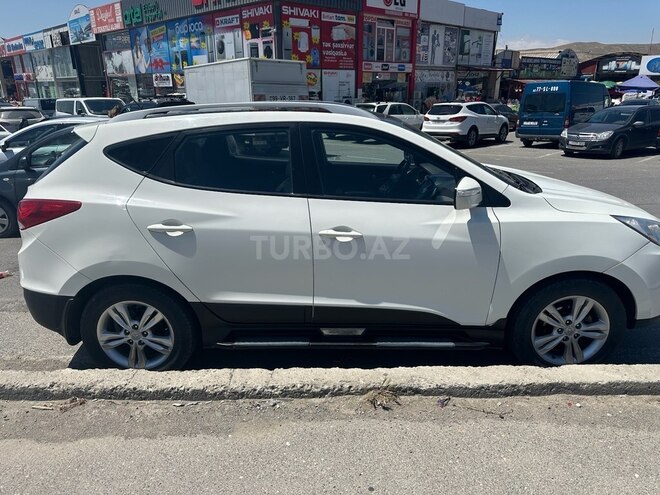 Hyundai ix35 2011, 224,000 km - 2.0 л - Bakı