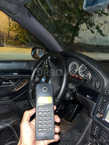 BMW 535 2001, 412,125 km - 3.5 l - Bakı