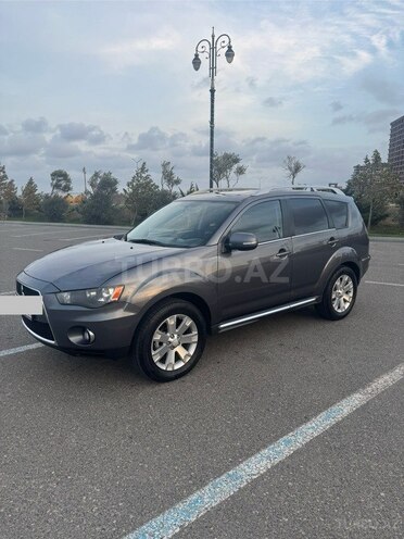 Mitsubishi Outlander 2011, 200,000 km - 2.4 l - Sumqayıt