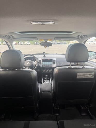 Mitsubishi Outlander 2011, 200,000 km - 2.4 l - Sumqayıt