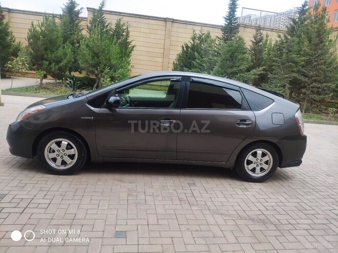 Toyota Prius-9