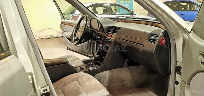 Mercedes C 180-12