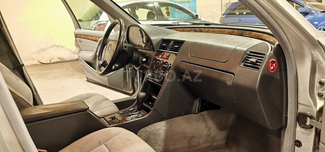 Mercedes C 180-10