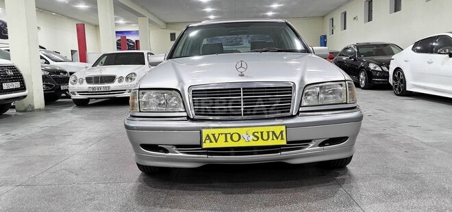 Mercedes C 180-1