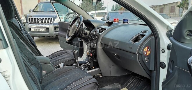 Renault Megane-15