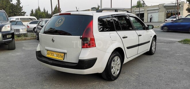 Renault Megane-2