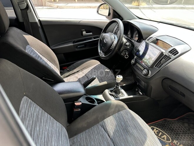 Kia  2009, 320,000 km - 1.6 l - Bakı