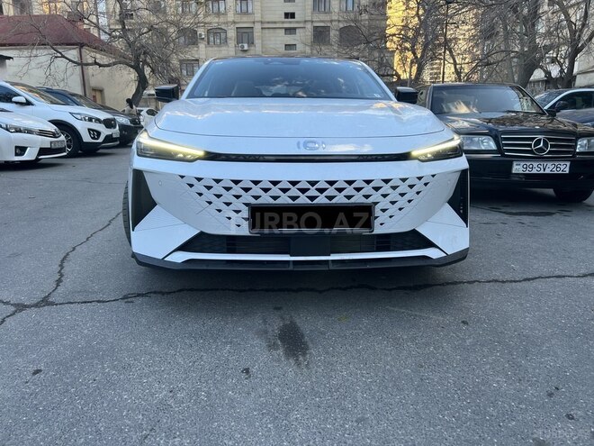 Changan Qiyuan A06 2023, 9,000 km - 1.5 л - Bakı