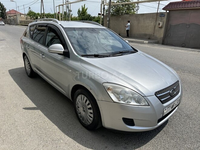 Kia  2009, 320,000 km - 1.6 l - Bakı