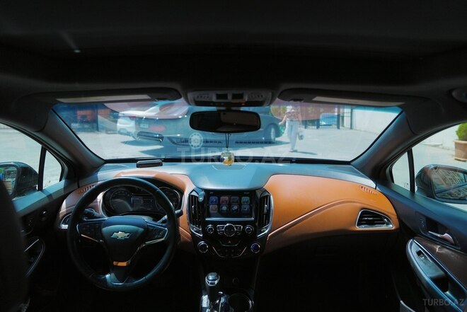 Chevrolet Cruze-4