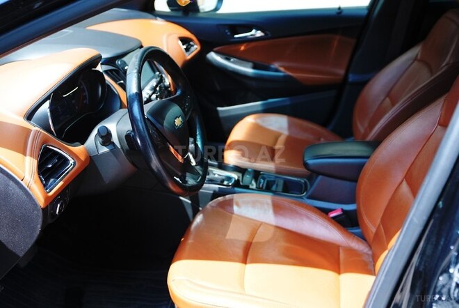 Chevrolet Cruze-8